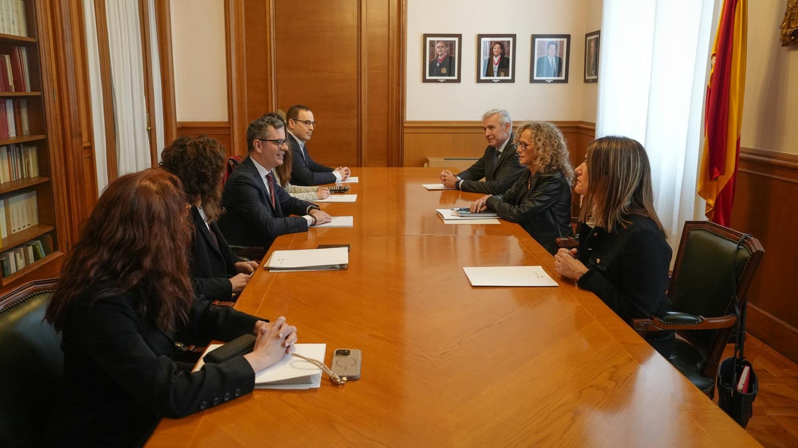 Bolaños durante su reunión con autoridades judiciales y gobierno catalán
